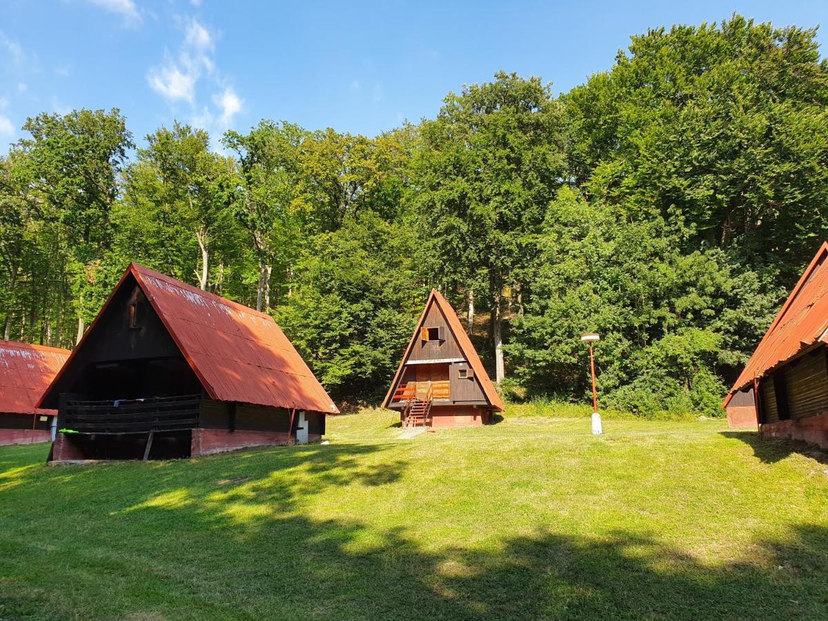 Záruby Resort Smolenice Exterior foto